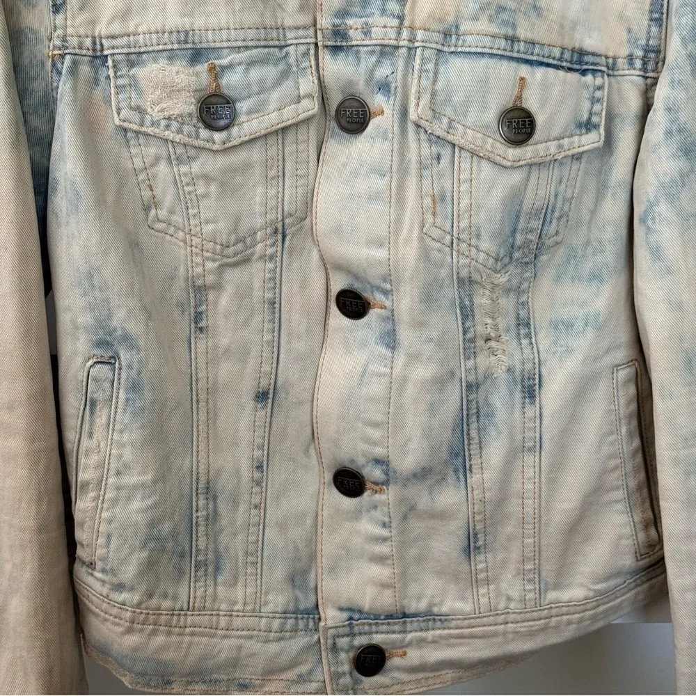 FREE PEOPLE Distressed Acid Wash Denim Jacket - Picture 3 of 4